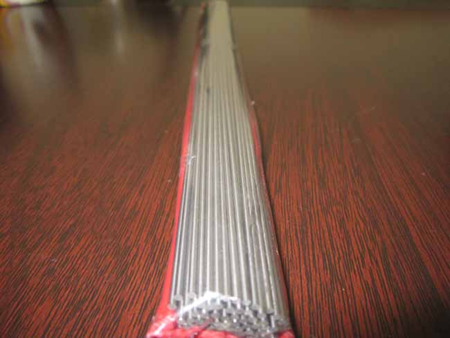 包装好的一包打磨后的细钨棒